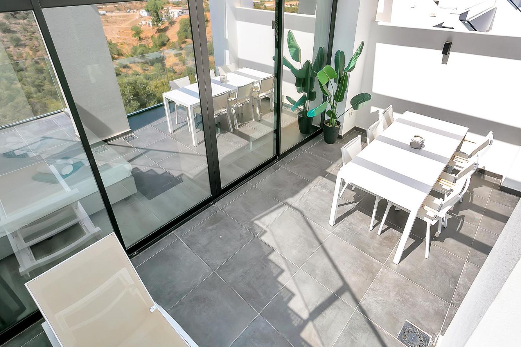 Penthouse Apartment,1612155350:JPEG